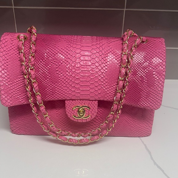 Chanel Vibrant Pink Python Shoulder Bag - Picture 1 of 5